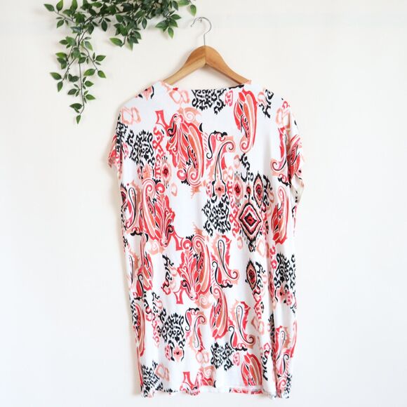 Chico's White & Red Print Rayon Spandex Short Sleeve Top Size 1 US SIZE M - Picture 3 of 4